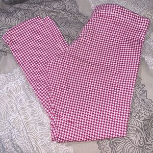 Girls Red and White Houndstooth print leggings